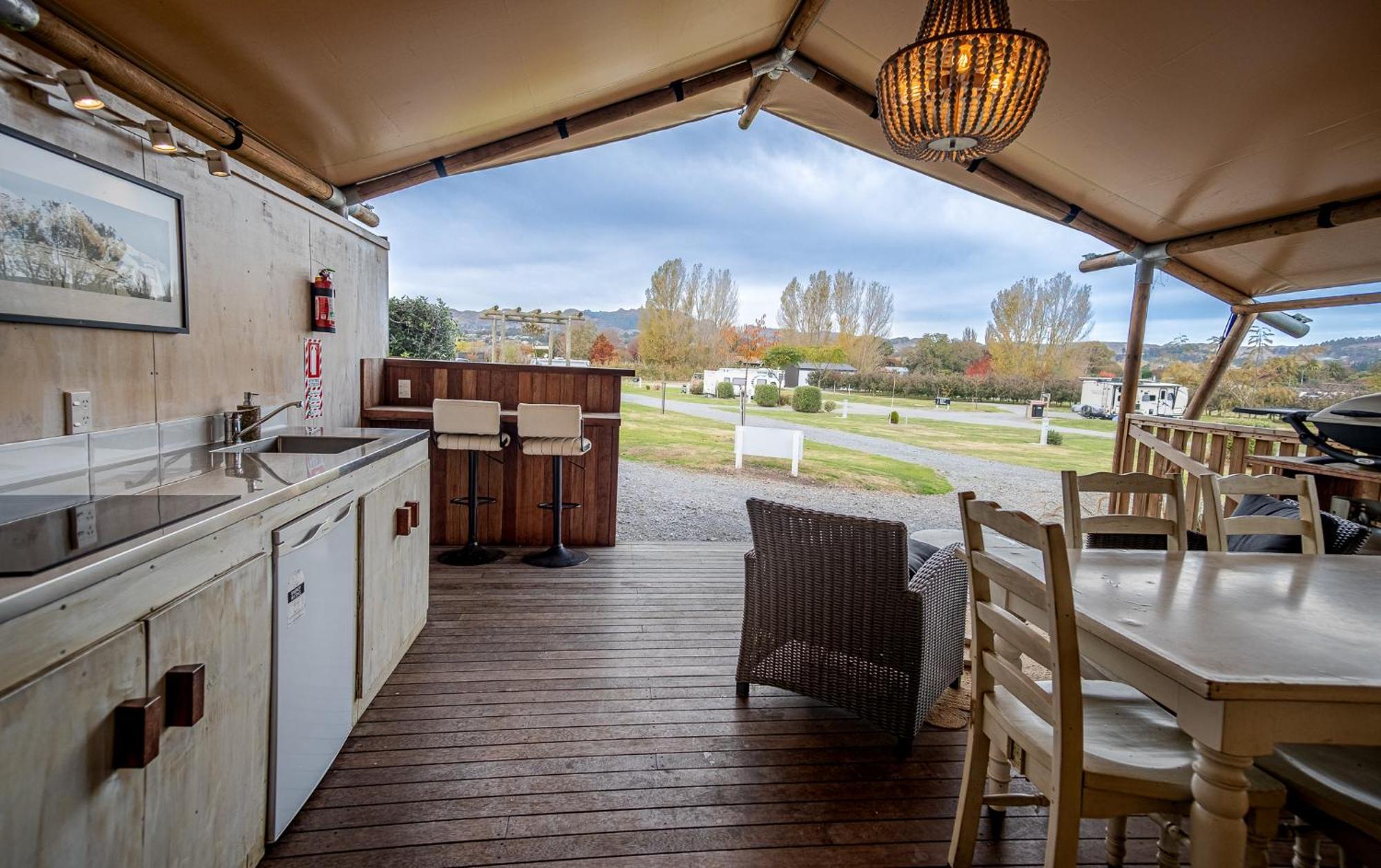Te Mata Views Resort Havelock North Exterior photo