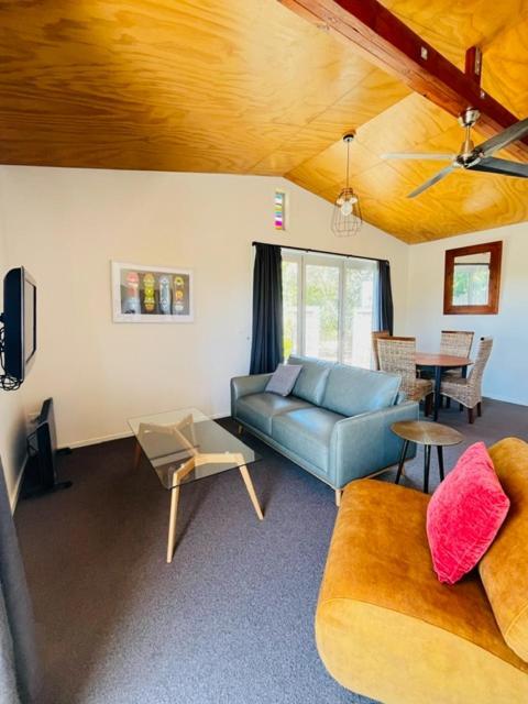 Te Mata Views Resort Havelock North Exterior photo
